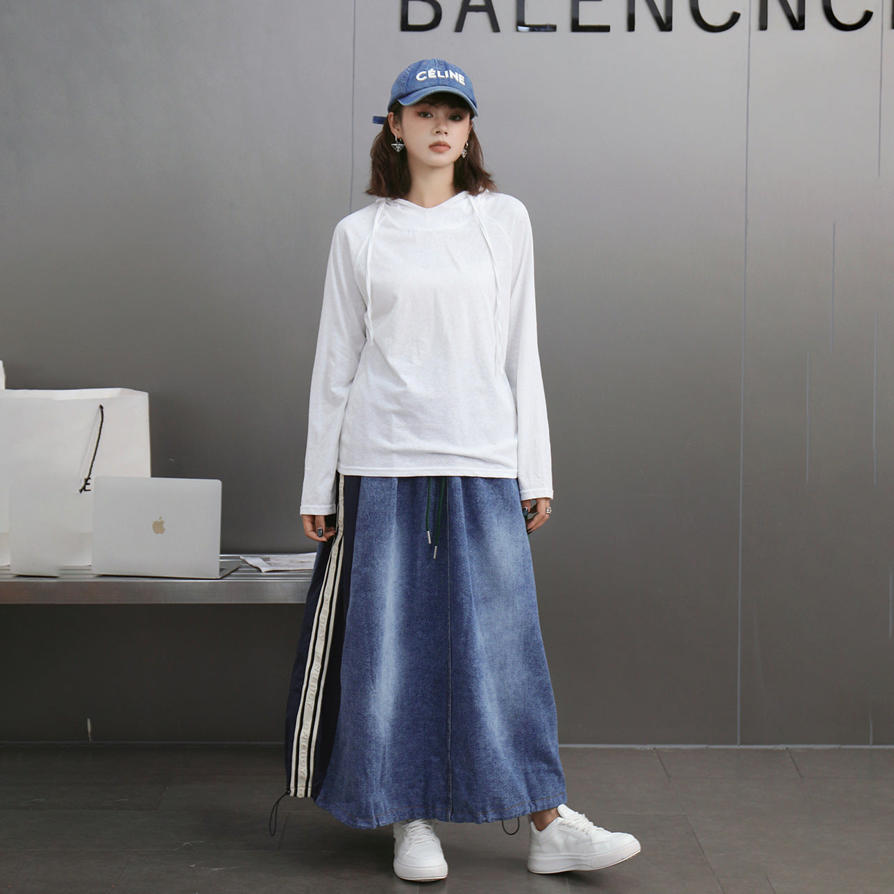 Trendy brand contrasting splicing denim skirt, personalized Hong Kong style loose casual versatile A-line skirt